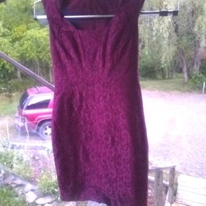 ** Roz & Ali Burgundy Lace Overlay Dress